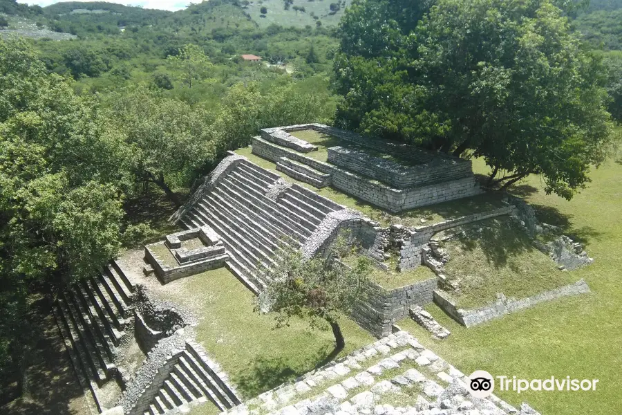 Zona Arqueologica de Tenam Puente