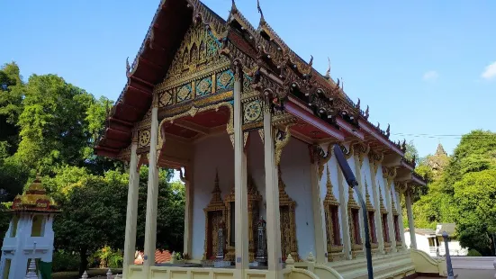 Wat Khuha Sawan