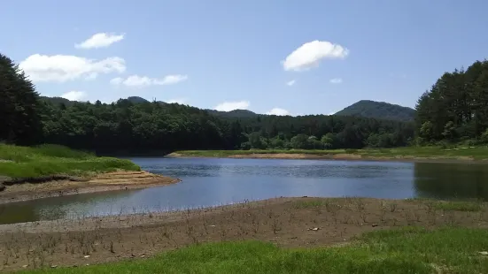 Hijiri Lake