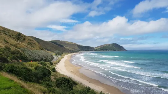 Makorori Beach