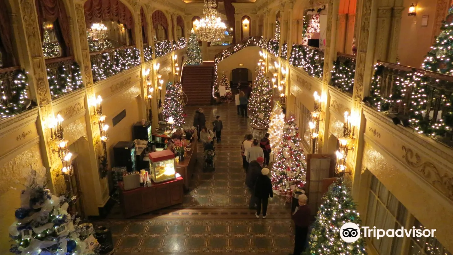 3_Embassy Theatre