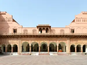 Raja Nahar Singh Palace