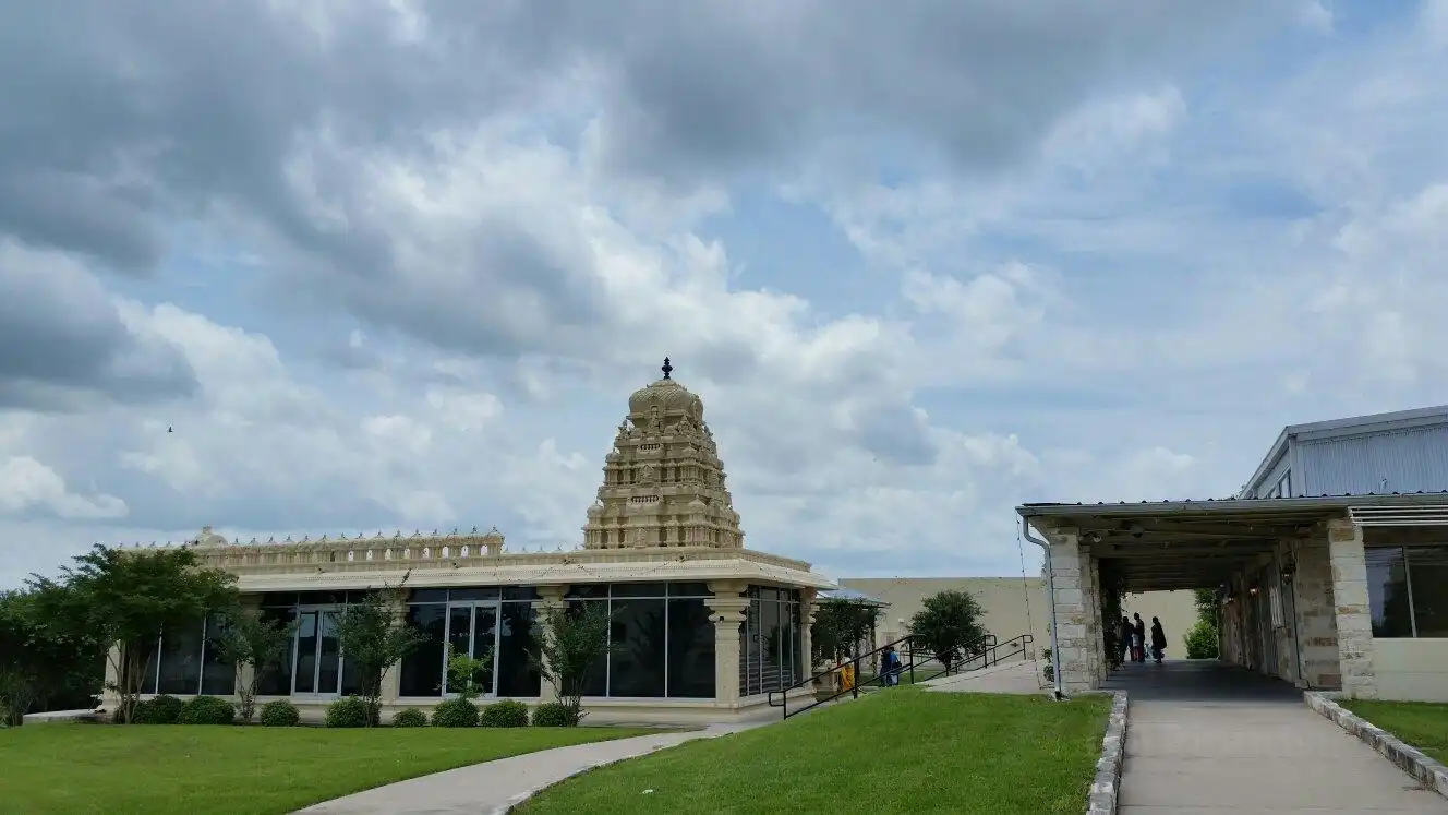 Hotels near Austin Hindu Temple - Community Center