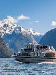 Mitre Peak Cruises