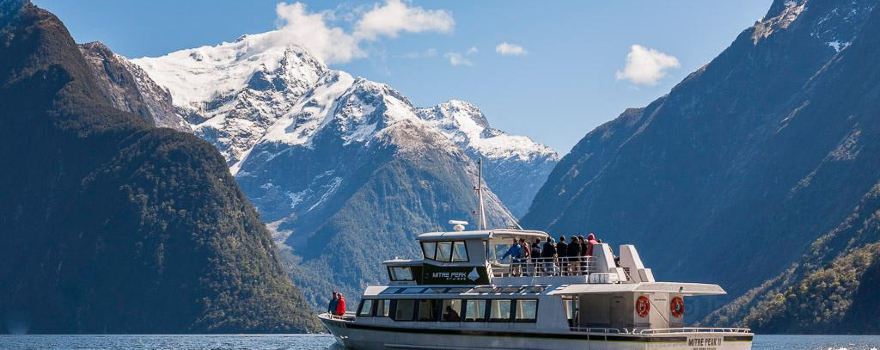 Mitre Peak Cruises