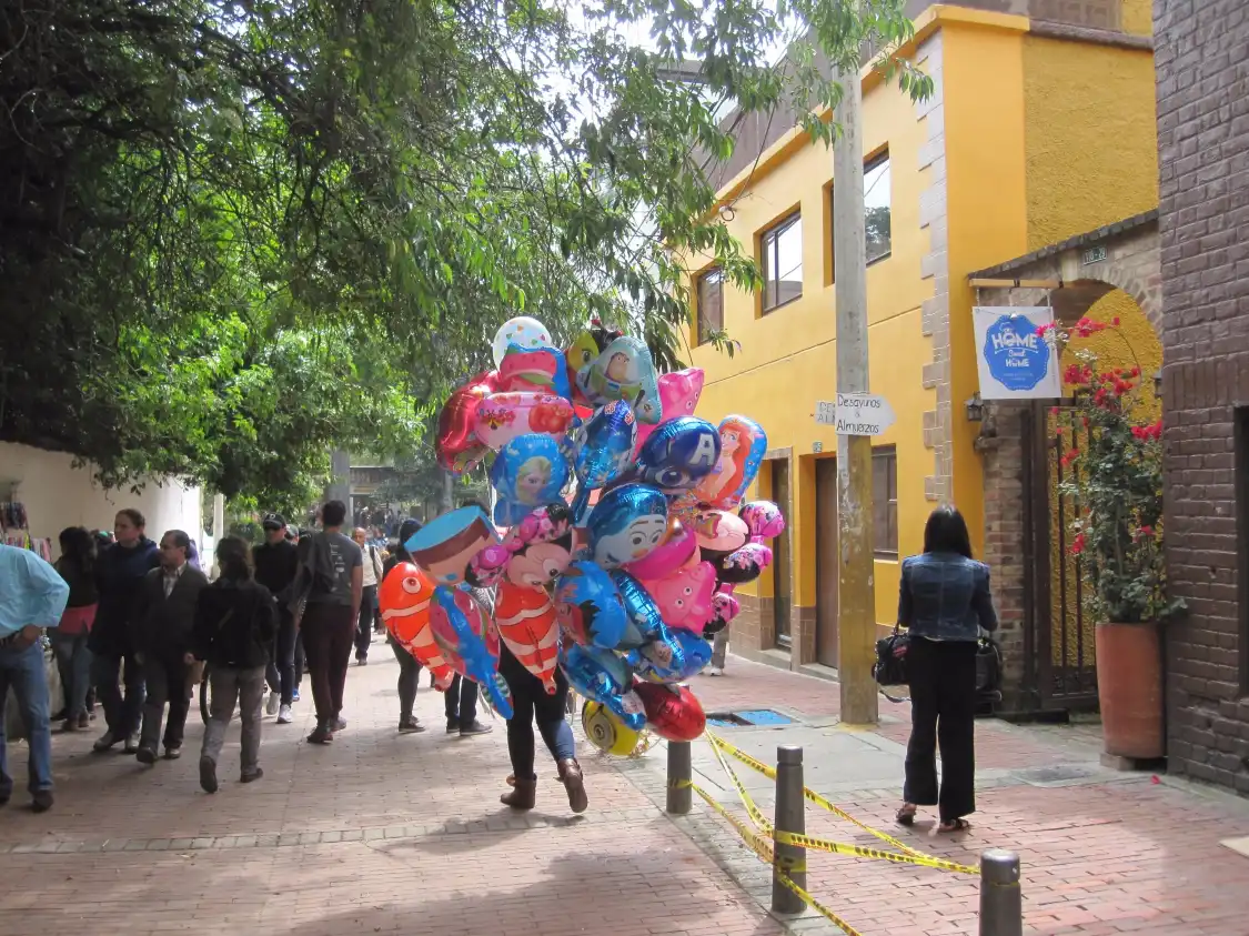 Hotels near Mercado de las pulgas
