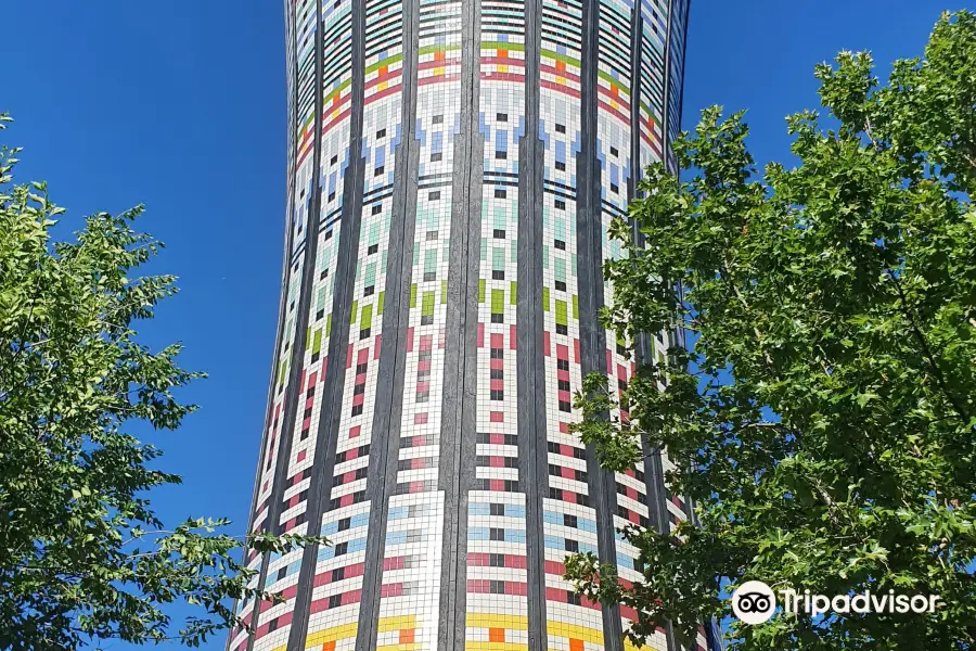 Torre Arcobaleno