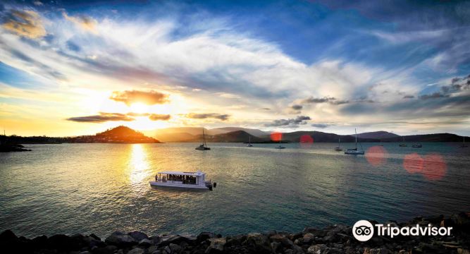 Sundowner Cruises | Iconic Whitsunday Adventures