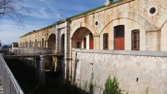 Fort de la Revère Fort de la Revere