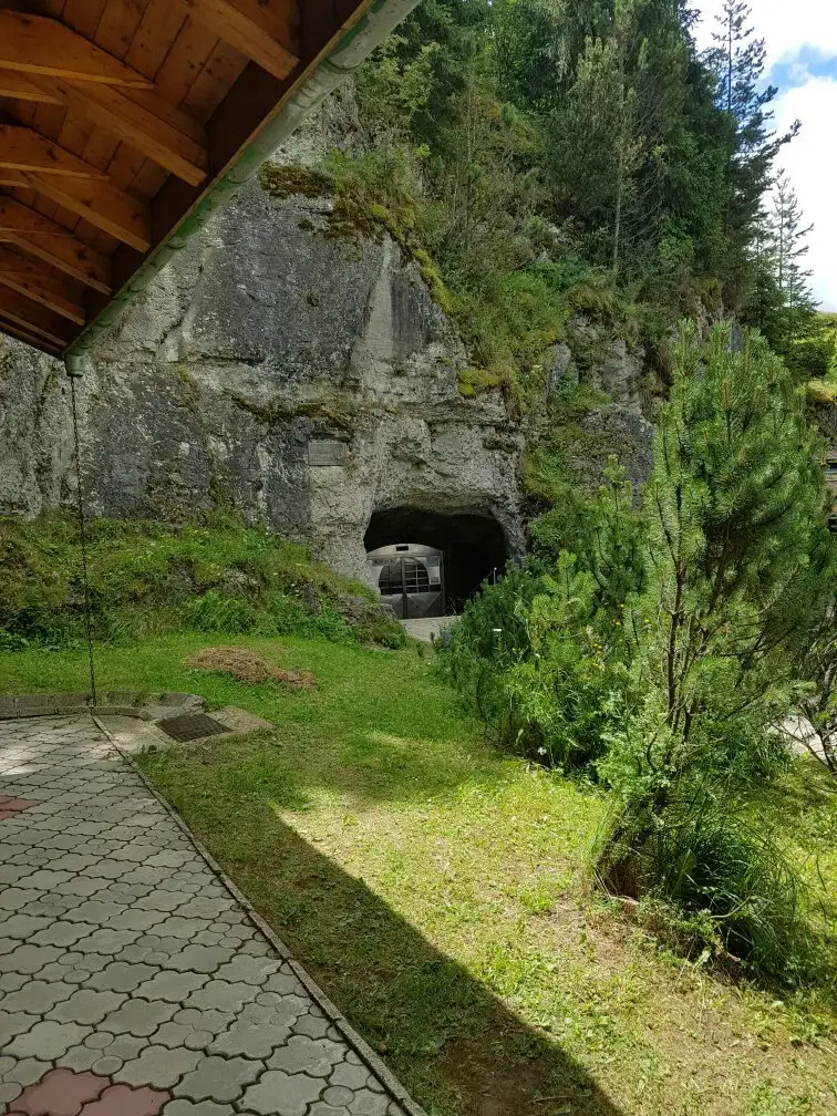 2_Važecká cave