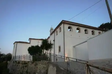 Hotels near Convento Santo Spirito