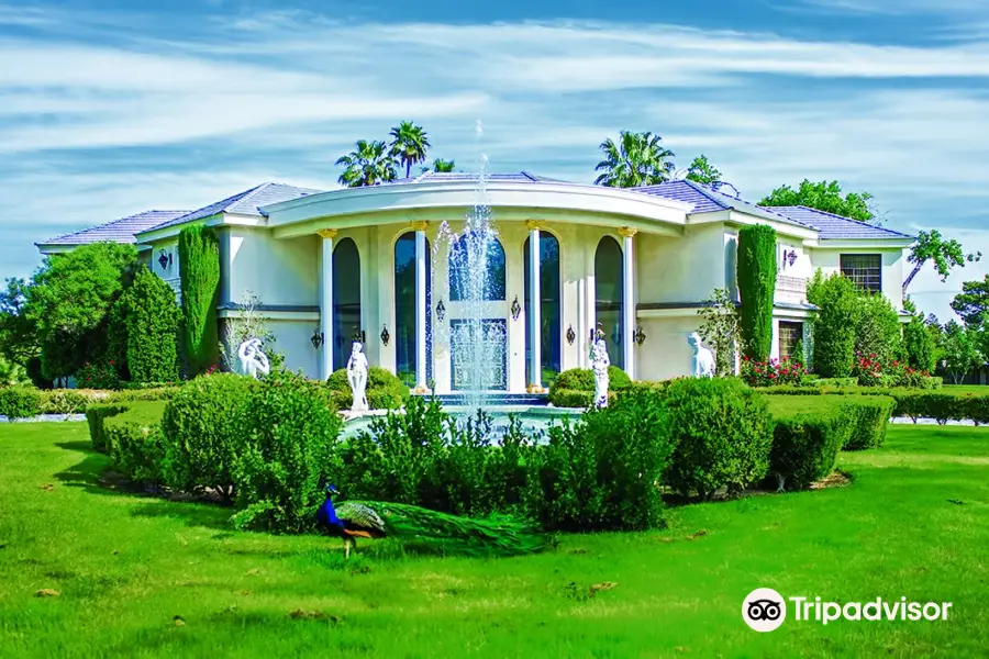 Wayne Newton's Casa De Shenandoah