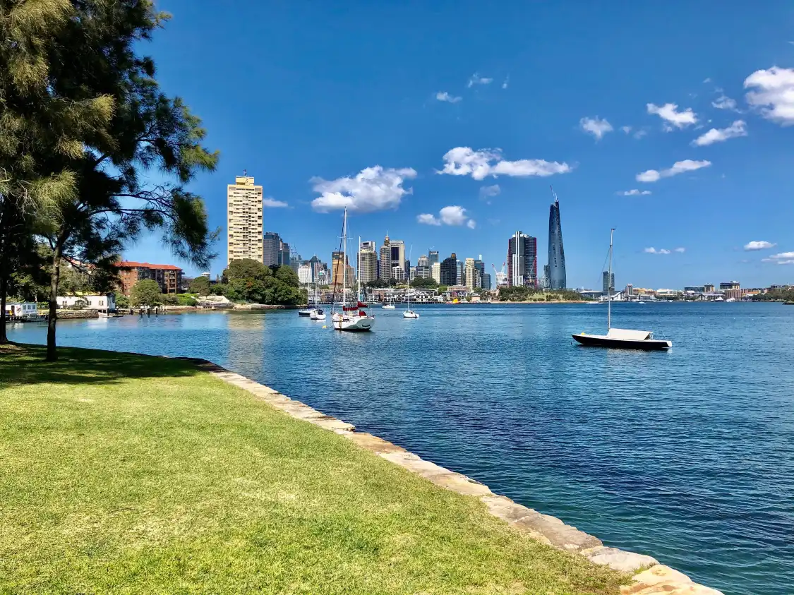Hotels near Sawmillers Reserve