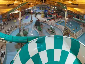 Logger's Landing Indoor Waterpark