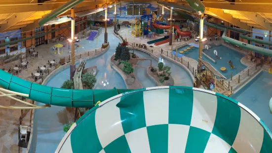 Logger's Landing Indoor Waterpark