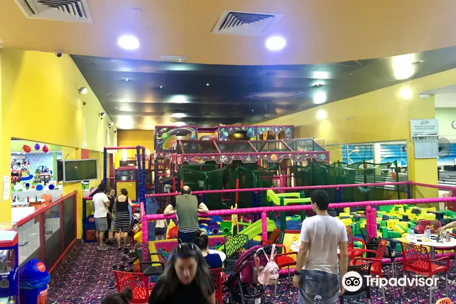 Cosmic World kid’s entertainment