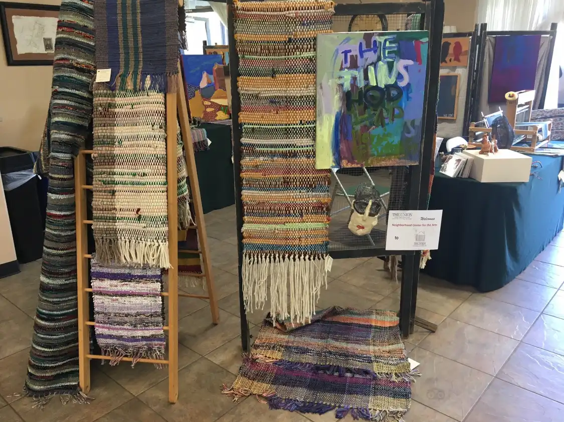 Hotels near Neighborhood Center of the Arts