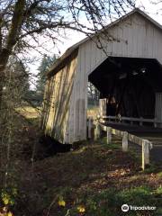 Puente Cubierto de Irish Bend