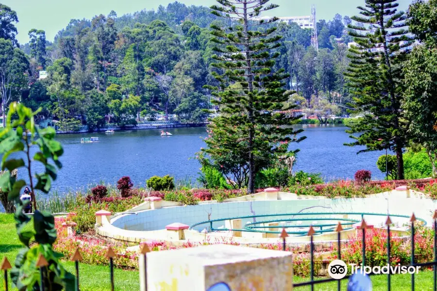 Yercaud Lake & Boat House (Emerald Lake)