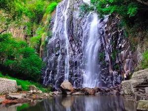 Efrata Waterfall