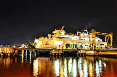 Kapuas Square