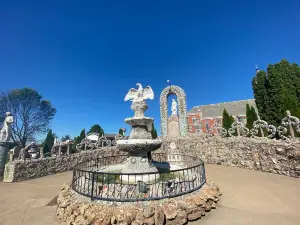 Dickeyville Grotto & Shrines