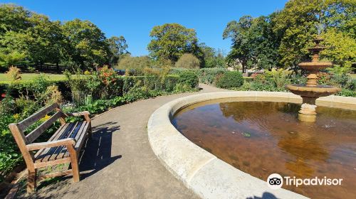 The Original Gardens Fountain