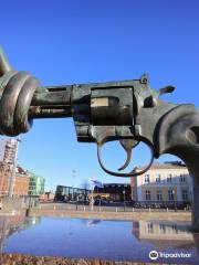 The Knotted Gun / Non Violence