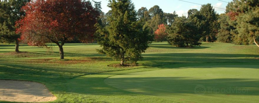 Sah-Hah-Lee Golf Course & Driving Range