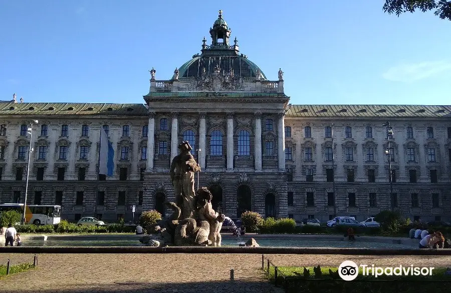 Neptunbrunnen