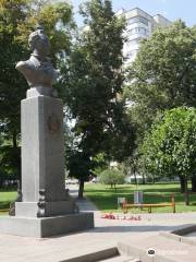 Monument to Baratynskiy