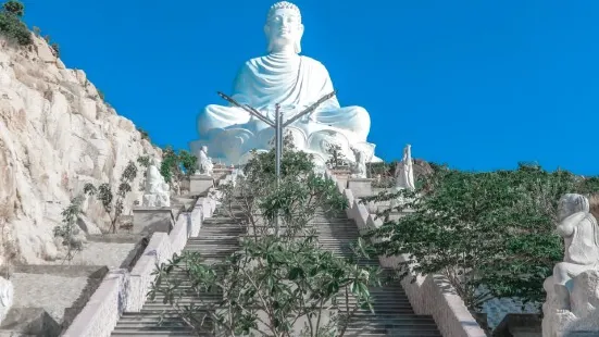 Linh Phong - Ong Nui Temple