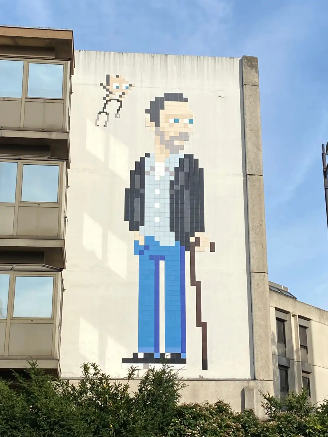 Hôtels à proximité de : Fresque Docteur House