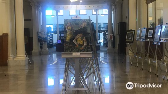 Carnegie-Stout Public Library