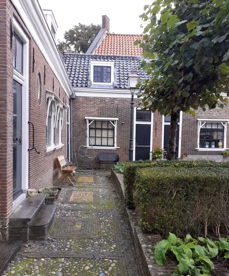 Hotels near Claes Stapel Hofje