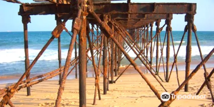 Lome abandoned bridge