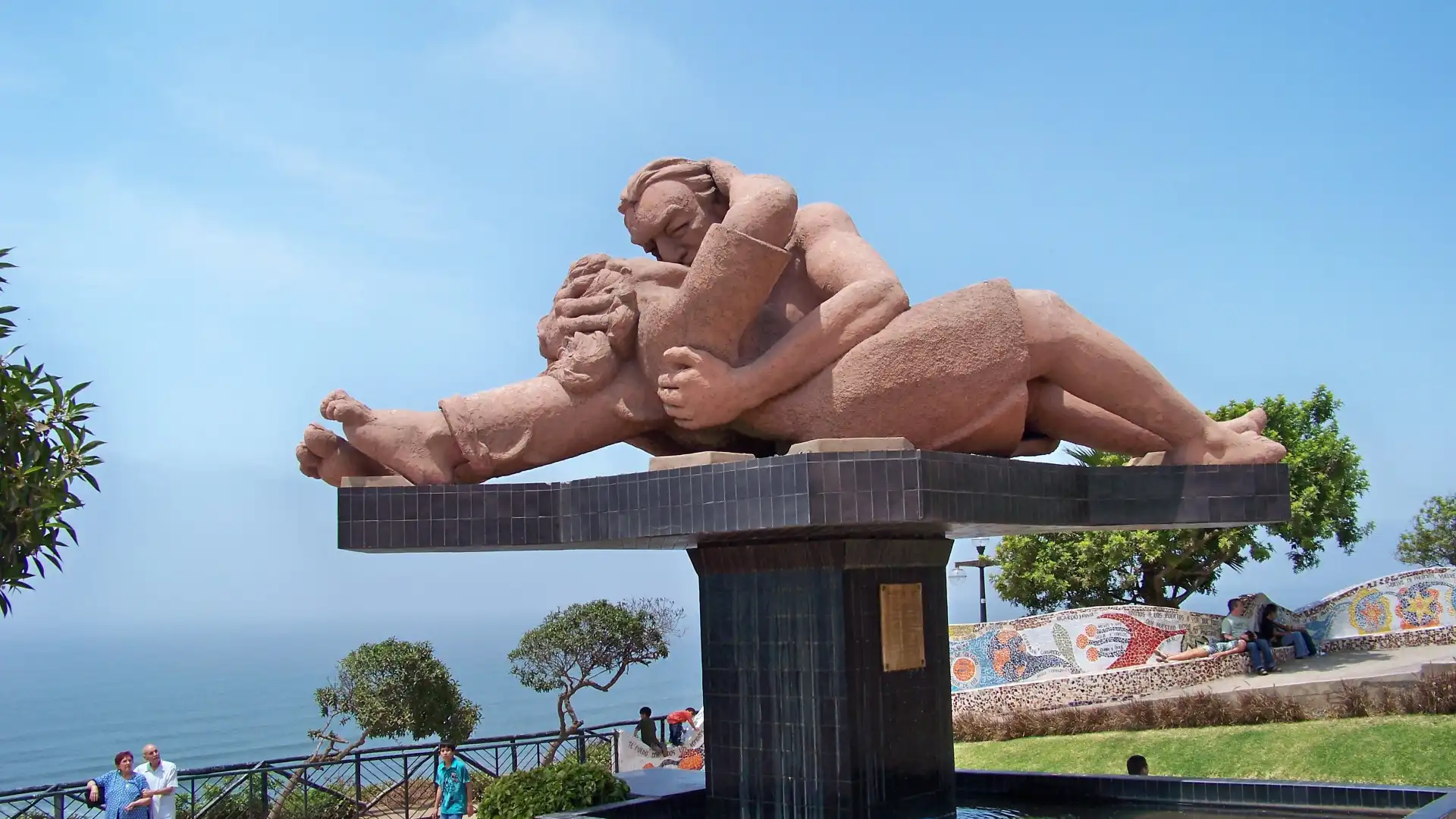 Hotels near Costa Verde