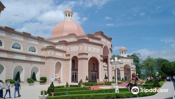 Sight & Sound Theatres