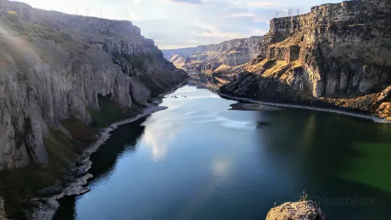 Snake River Canyon Trail