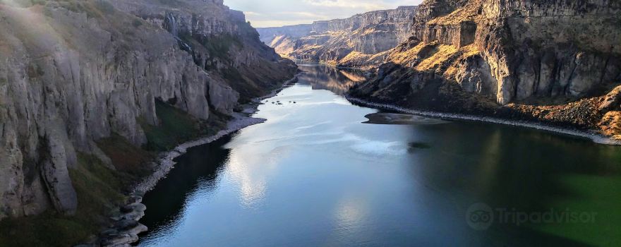 Snake River Canyon Trail