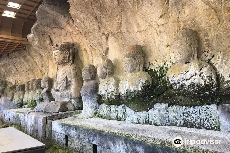 Usuki Stone Buddhas