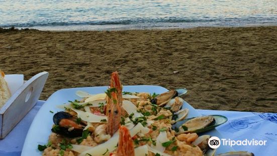 Mamma Mia Reviews: Food & Drinks in South Aegean Milos– Trip.com