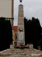 Monument to fallen soldiers