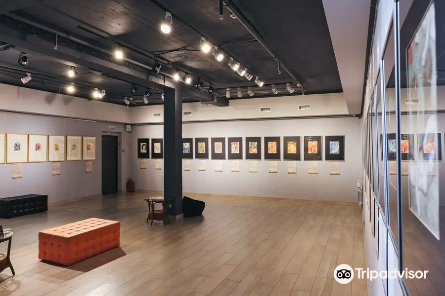 Dias Art Gallery