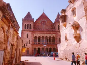 Aaina Mahal Palace