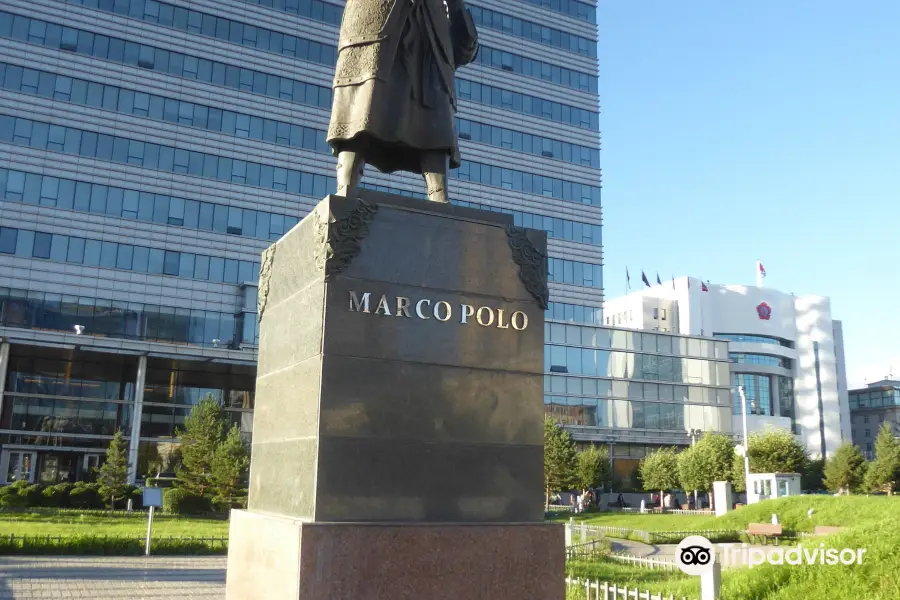 Statue of Marco Polo