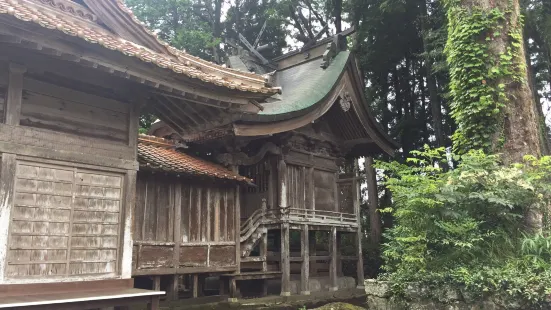 八上売沼神社