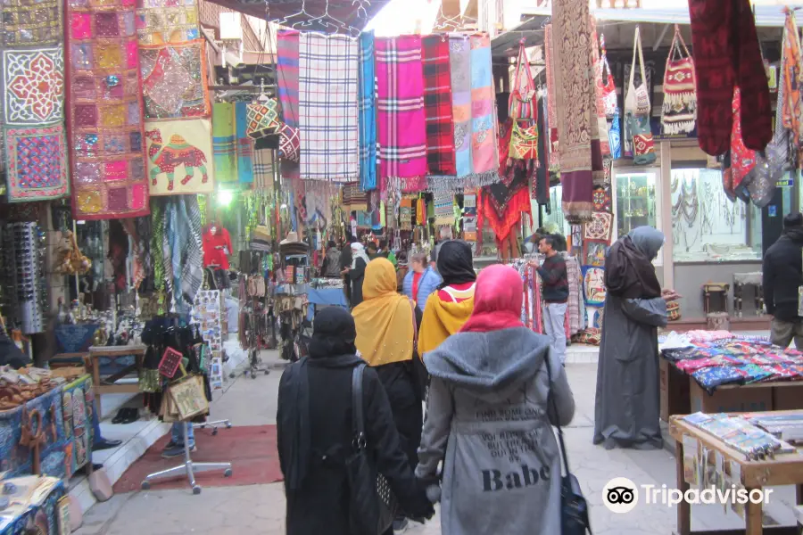 Luxor Market