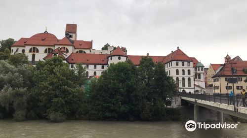 Benedictine monastery of St. Mang