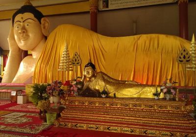 Wat Bo Samsaen, Kamphaeng Phet Town: Temple of the Golden Reclining Buddha